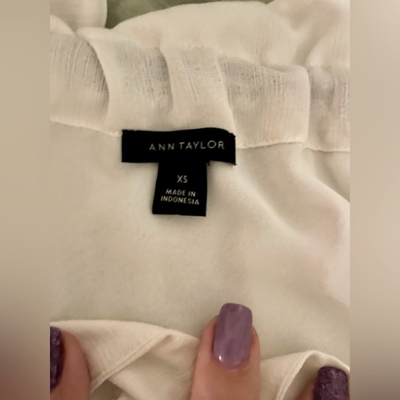 Ann Taylor Adjustable Tie Neck Flowy Ivory Sleeveless Oversized Top Size XS-Med - Picture 6 of 14